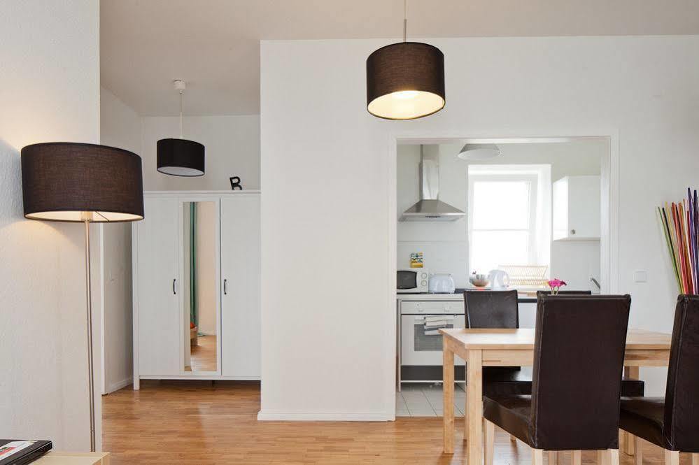 Apartment Uthman Berlin-Neukoelln Exterior photo
